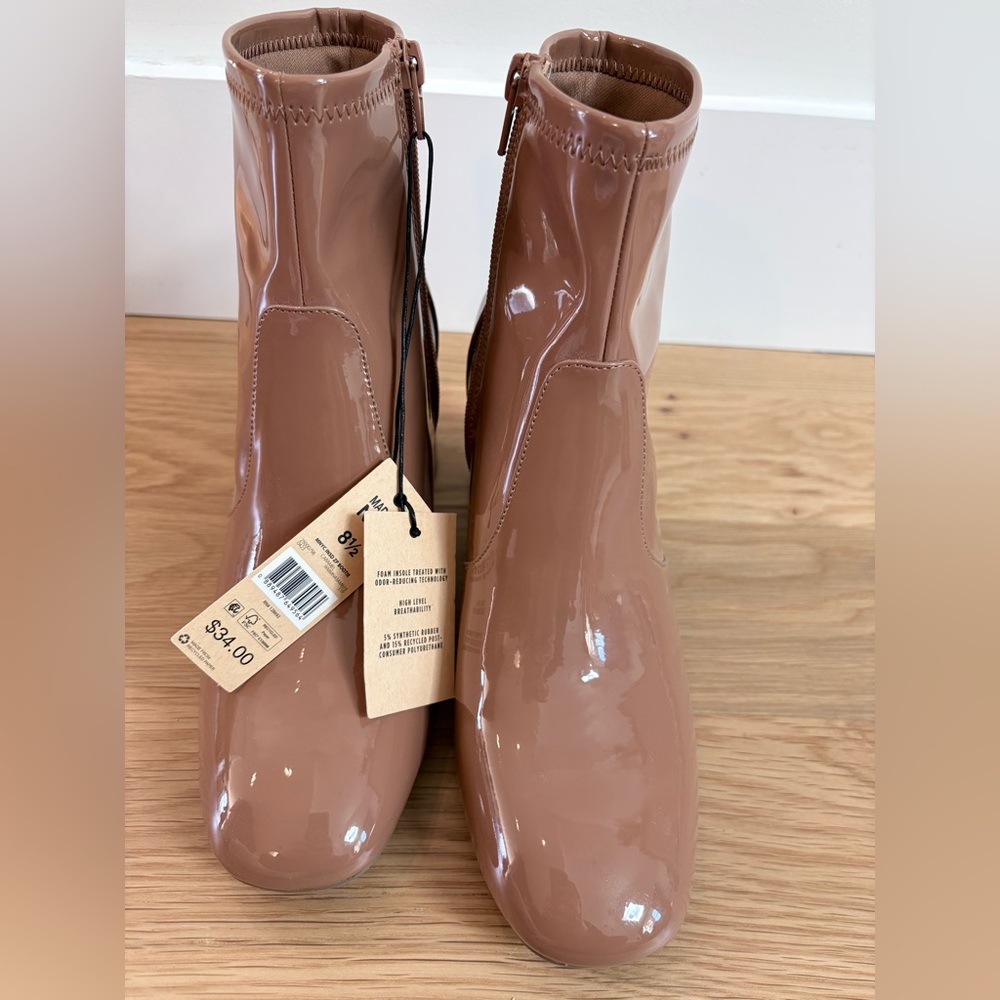 Madden NYC Patent Ankle Boots Size 8.5 Nude Brown Block Heel Zip Booties NWT